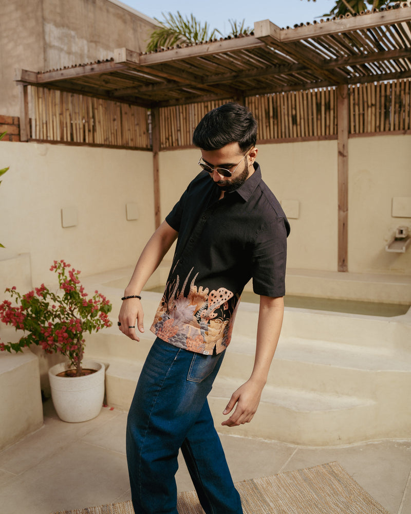 Aquatic Plant Ebony Linen Shirt