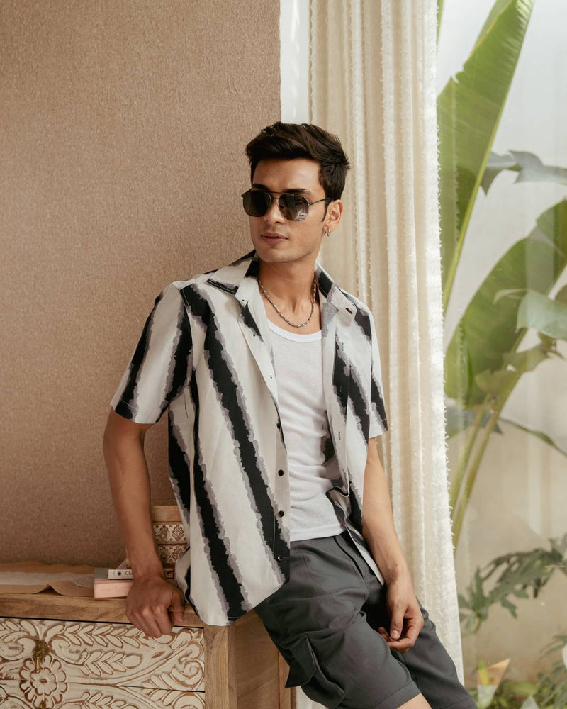 Zebra Drift Half Sleeve Shirt