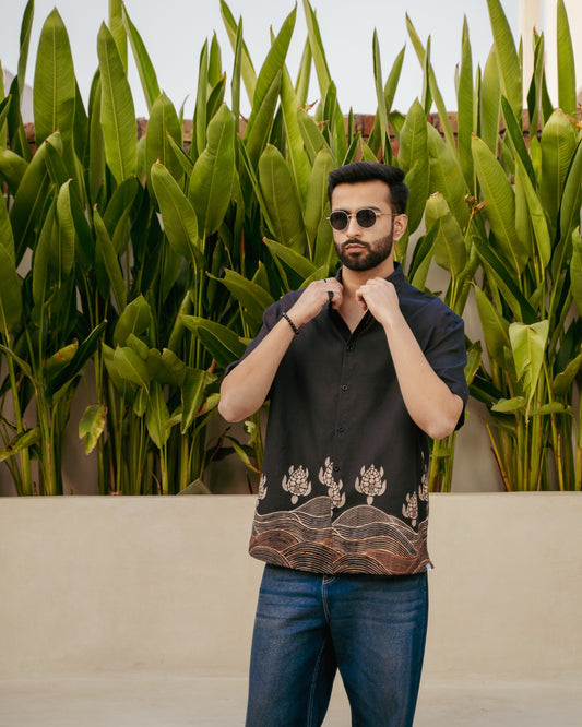 Block Turtle Ebony Oversize Linen Shirt