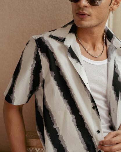 Zebra Drift Half Sleeve Shirt
