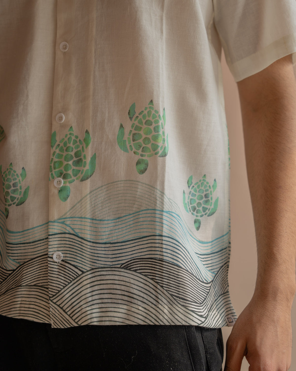 Block Turtle Mint Linen Shirt