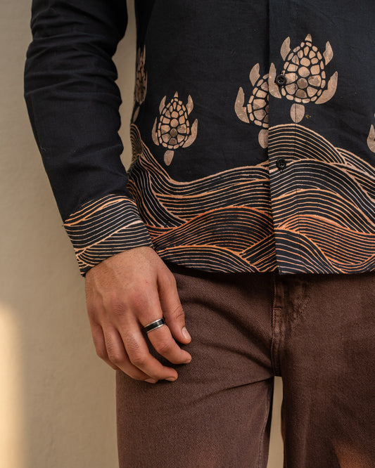Block Turtle  Ebony Full Sleeves Linen Shirt